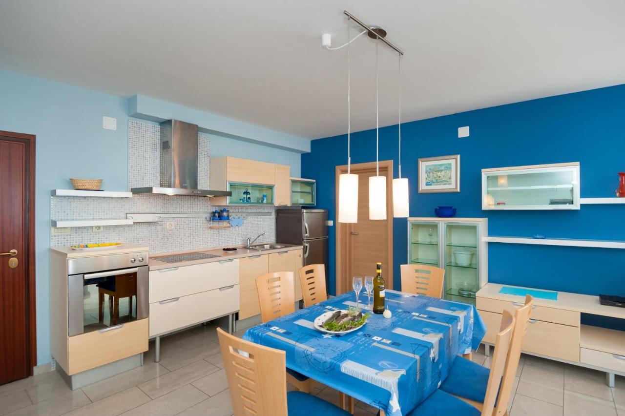 Apartments By The Sea Postira, Brac - 15242 Екстериор снимка