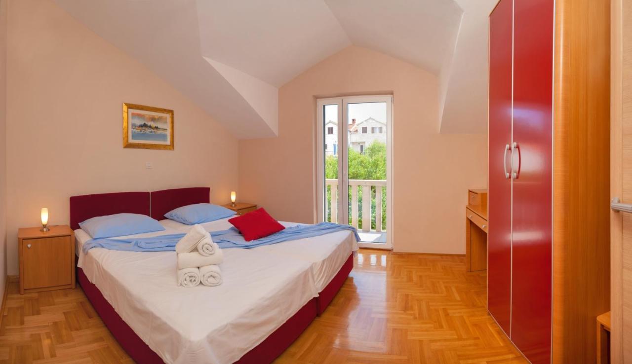 Apartments By The Sea Postira, Brac - 15242 Екстериор снимка