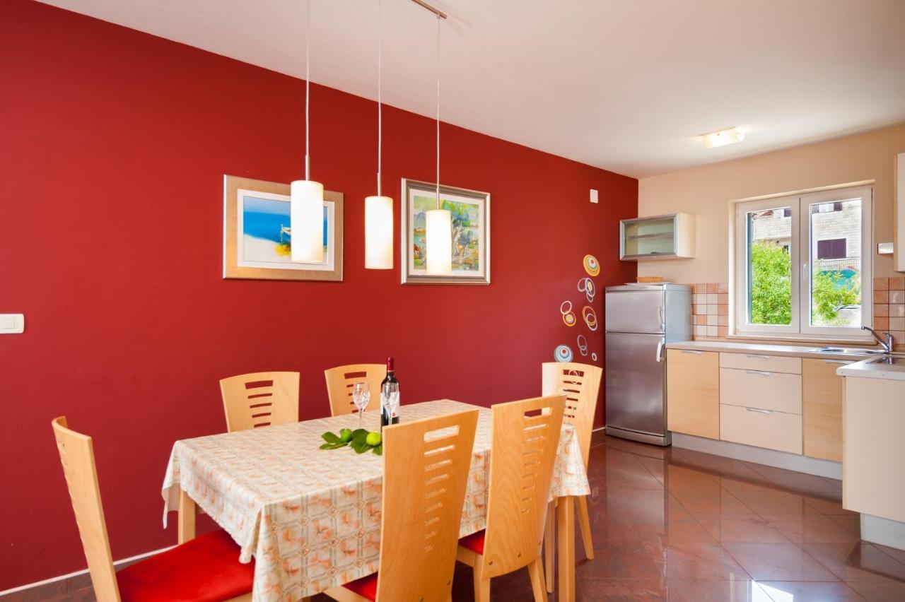 Apartments By The Sea Postira, Brac - 15242 Екстериор снимка